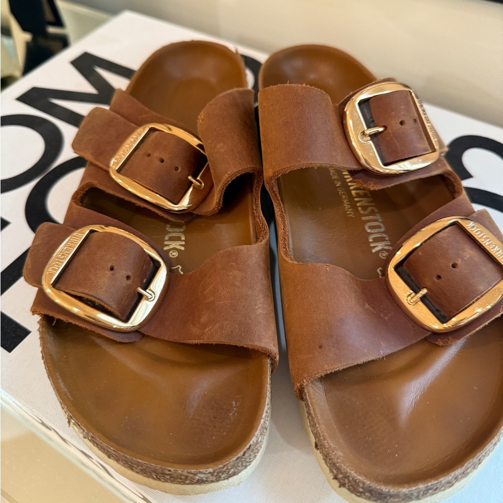 Birkenstock  Arizona size 39 gold buckle